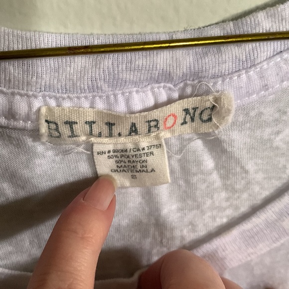 Billabong T-shirt - Picture 3 of 6